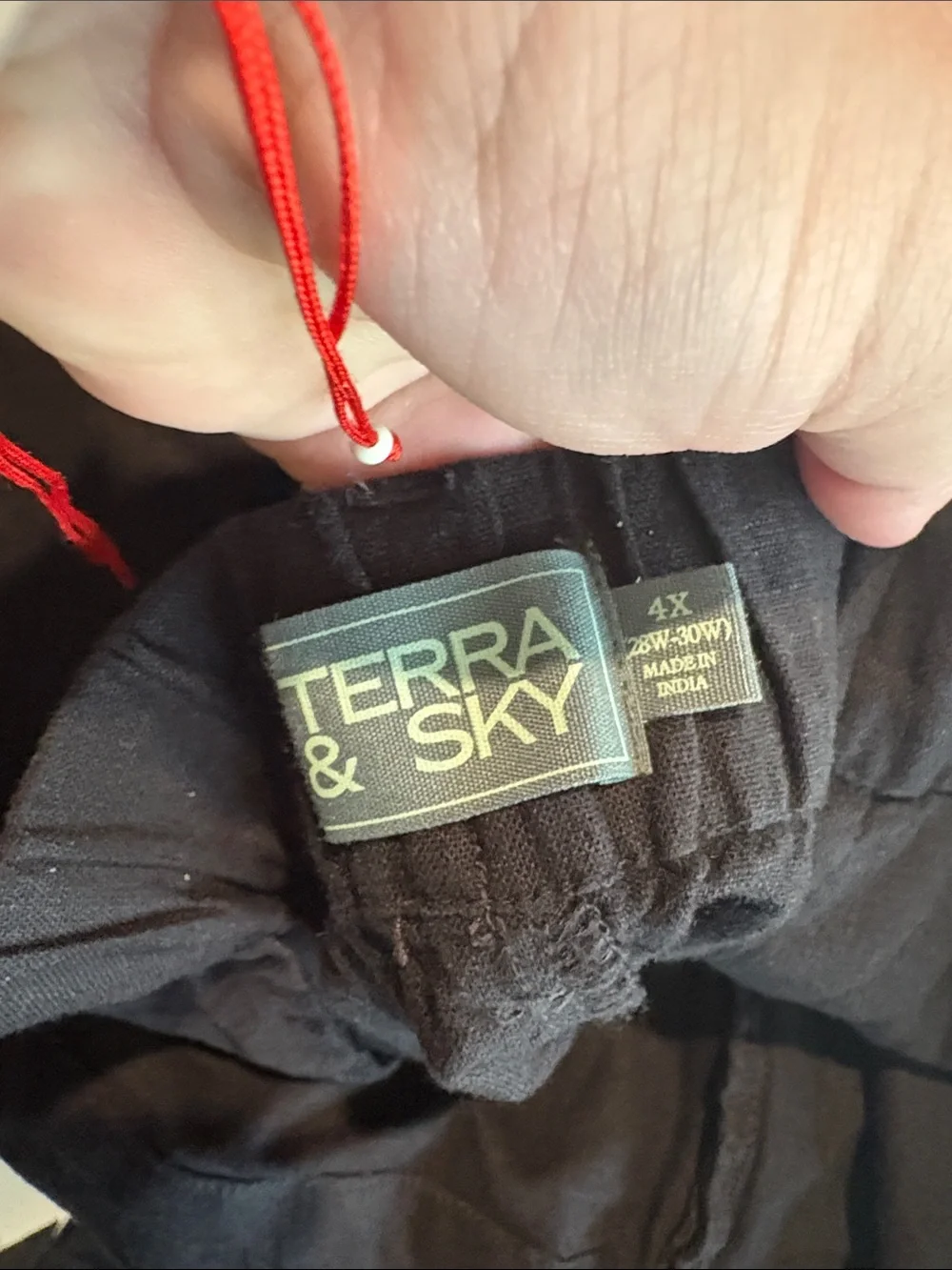 NWT 4X Terra and sky linen shorts 1154